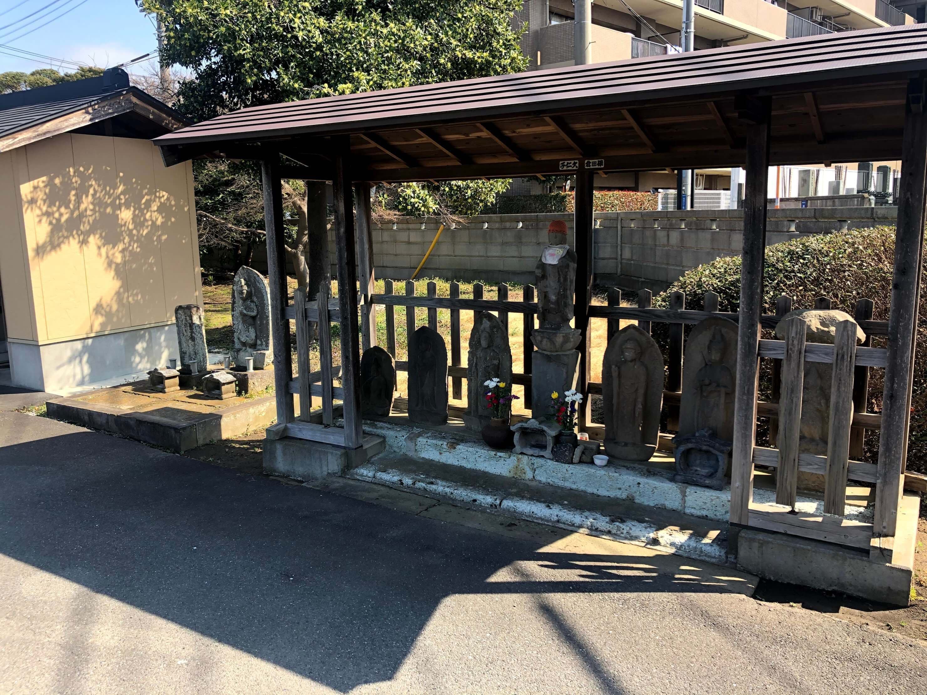 密林山光善寺：六地蔵
